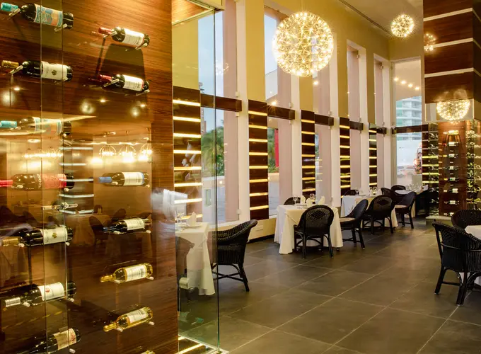RESTAURANTS